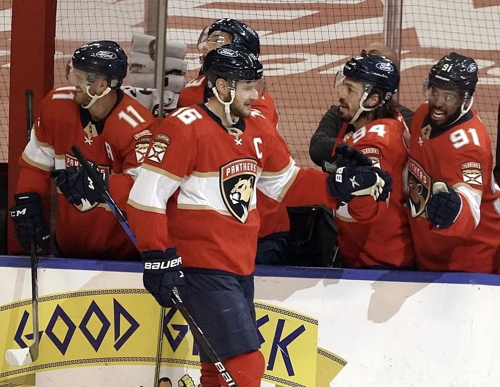 Barkov Panthers Selke Hart