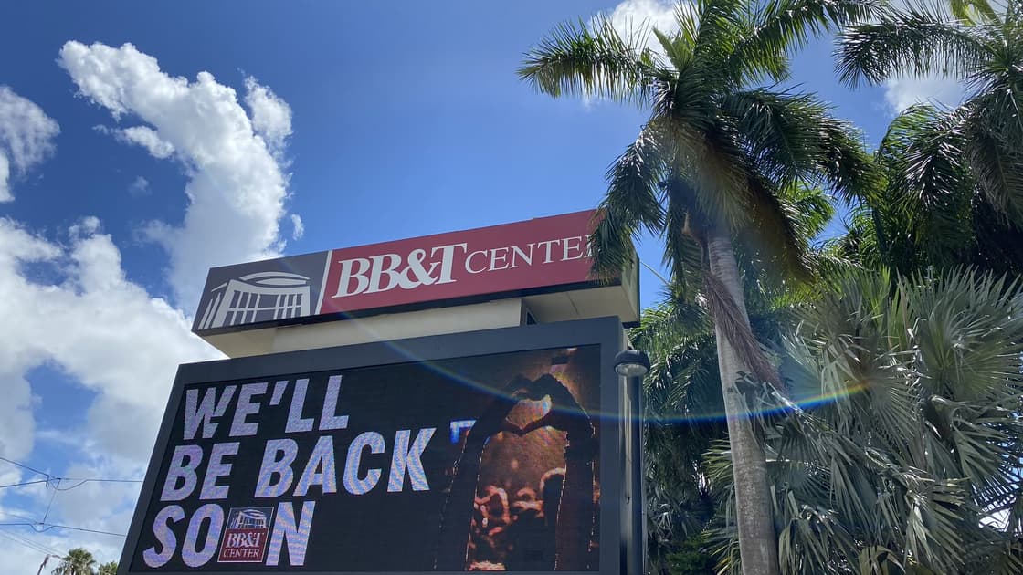 Nhl begin season home