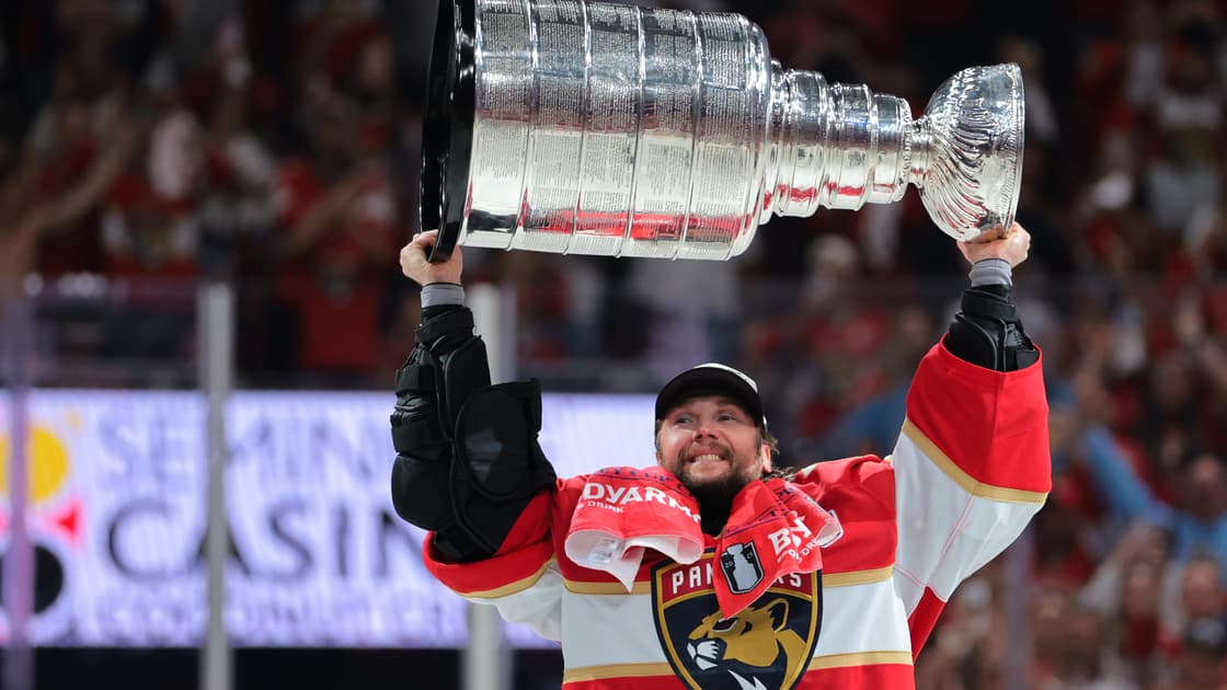 NHL: Stanley Cup Final-Edmonton Oilers at Florida Panthers, sergei bobrovsky, nhl, hockey, free agency