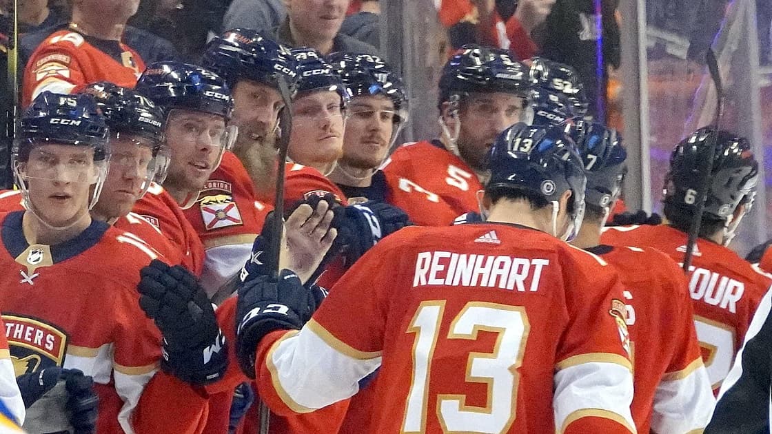 Panthers canucks