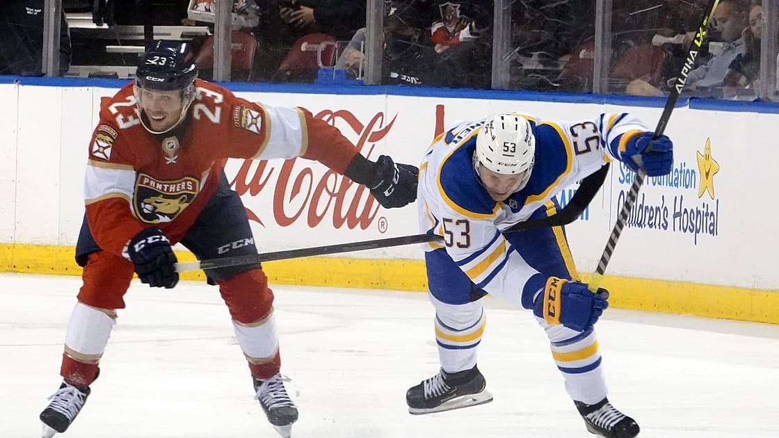 Florida Panthers Carter Verhaeghe
