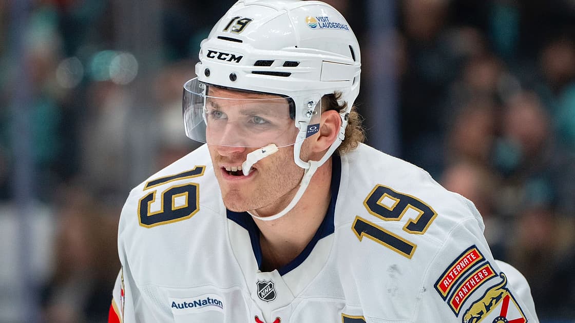 Tkachuk hit