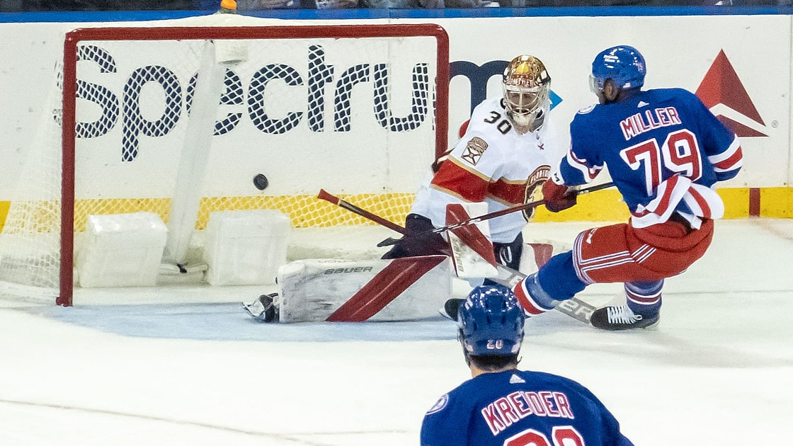 Panthers spencer knight