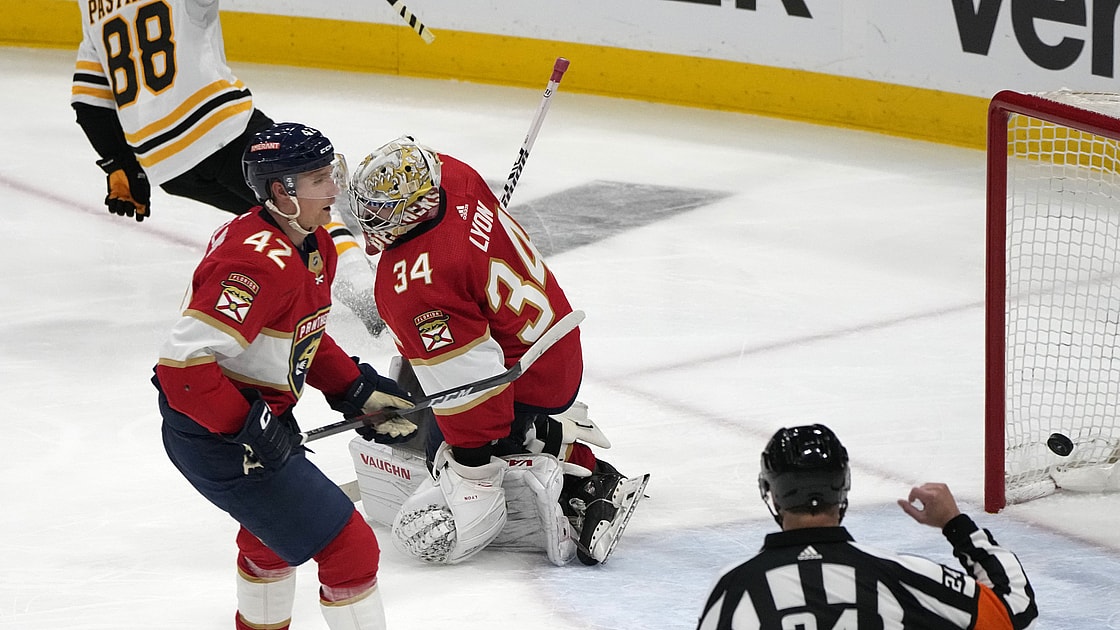 Florida panthers alex lyon