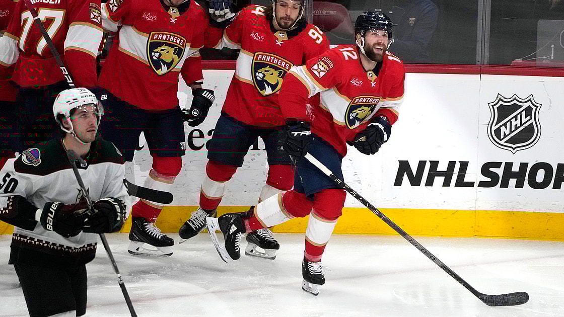 Florida Panthers Jonah Gadjovich