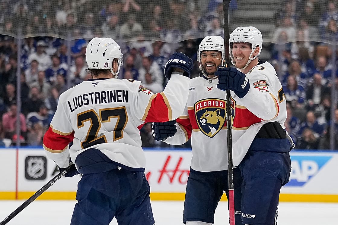 NHL: Stanley Cup Playoffs-Florida Panthers at Toronto Maple Leafs