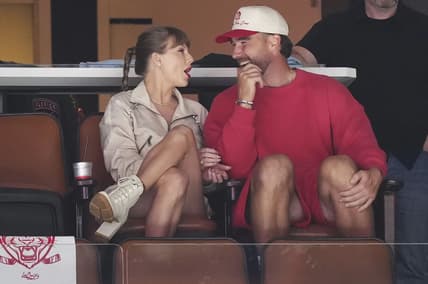 Swift kelce engagement