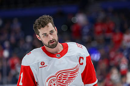 NHL: Detroit Red Wings at Tampa Bay Lightning