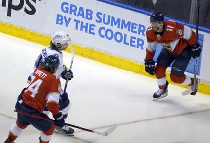 Jonathan Huberdeau spin