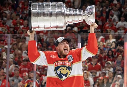 Nhl free agency