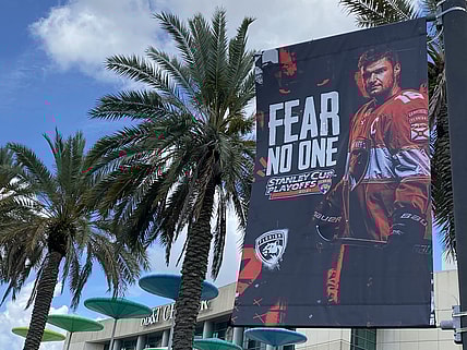 Barkov Panthers Selke Hart