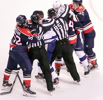 Panthers lightning game 2