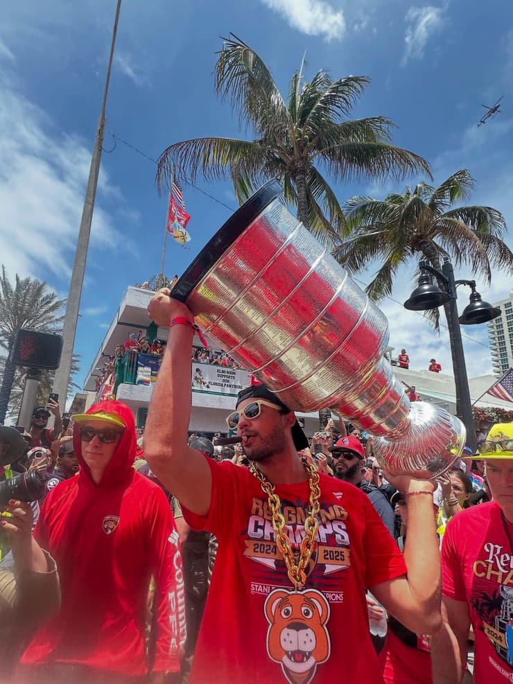 Panthers cup parade